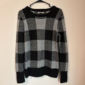 Bass Black and Gray Plaid Women's Sweater